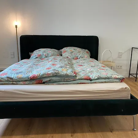 1 Zimmer In アパート